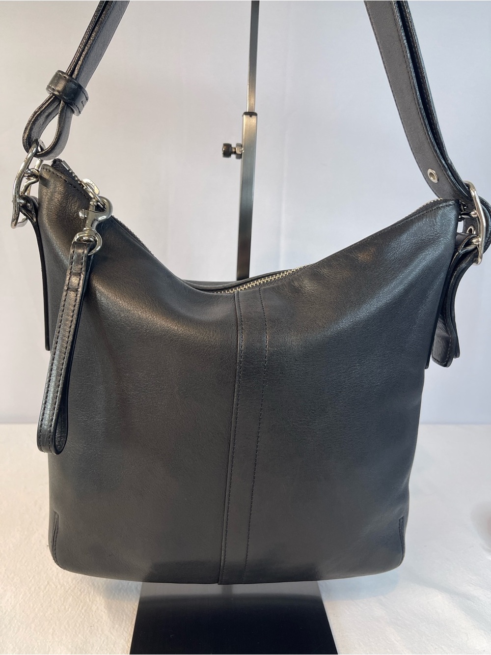 Coach E3S-9326 Vintage Legacy Soho Leather Hobo – Black | Style